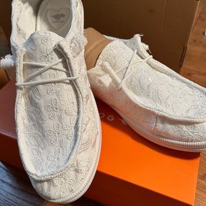 Rocket Dog Lace Sneakers-size 10